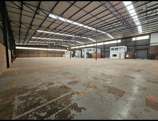 6,561M² WAREHOUSE TO LET IN HUGHES